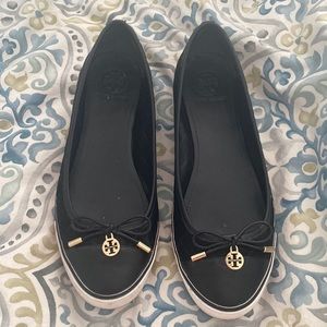 Tory Burch size 9 quilted flats